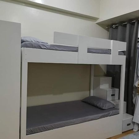 Budget Accommodation Holland Park Condominium Southwoods Binan Laguna Jalang エクステリア 写真