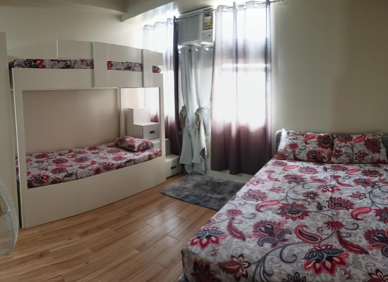 Budget Accommodation Holland Park Condominium Southwoods Binan Laguna Jalang エクステリア 写真