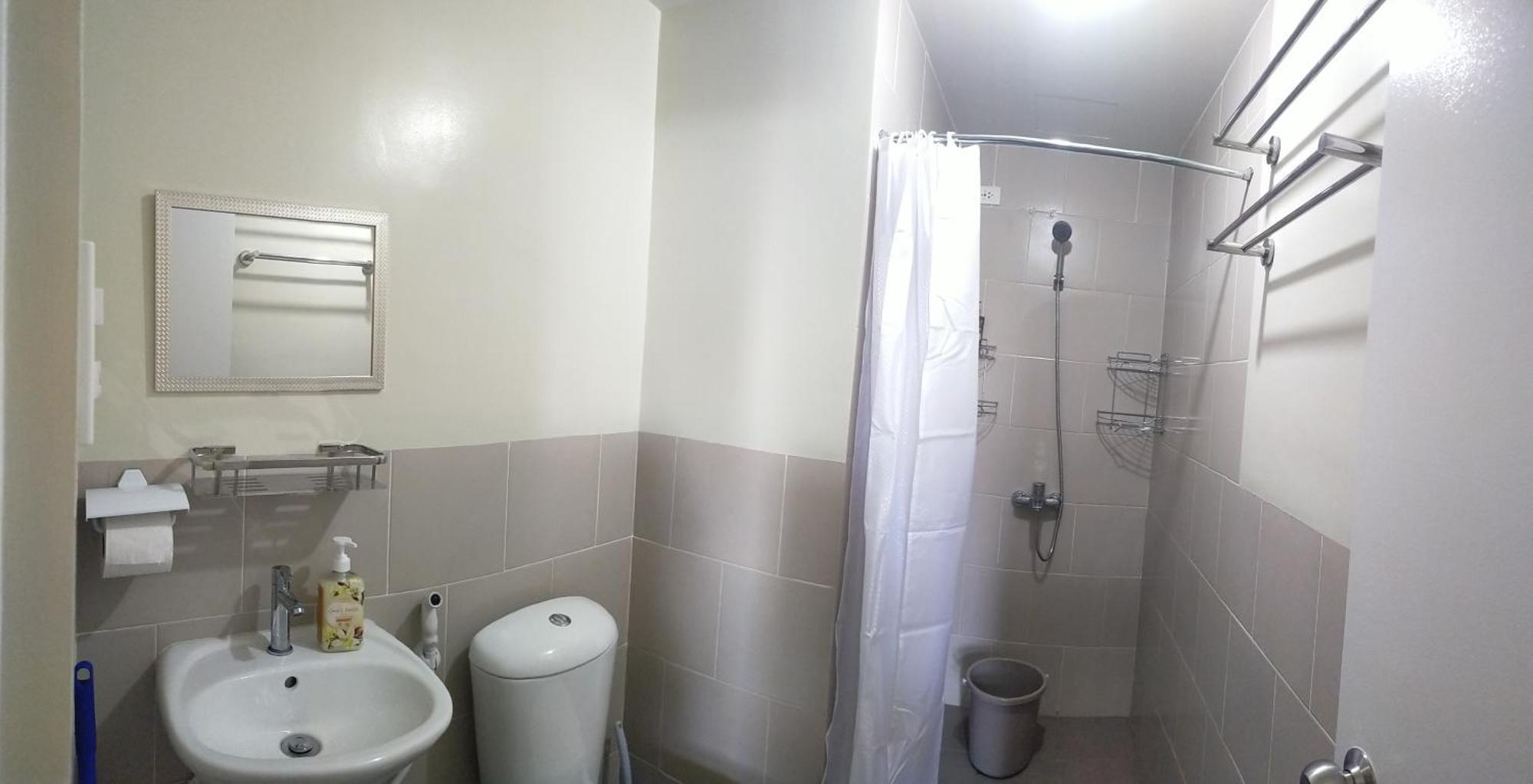 Budget Accommodation Holland Park Condominium Southwoods Binan Laguna Jalang エクステリア 写真